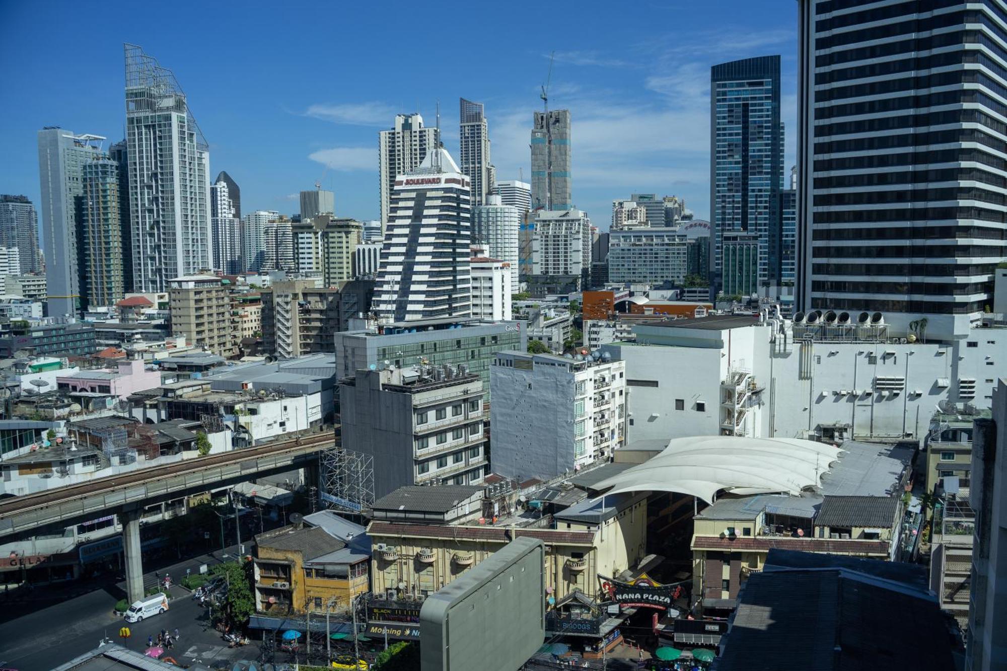 Nysa Hotel Bangkok Sukhumvit 11 Экстерьер фото San Diego skyline